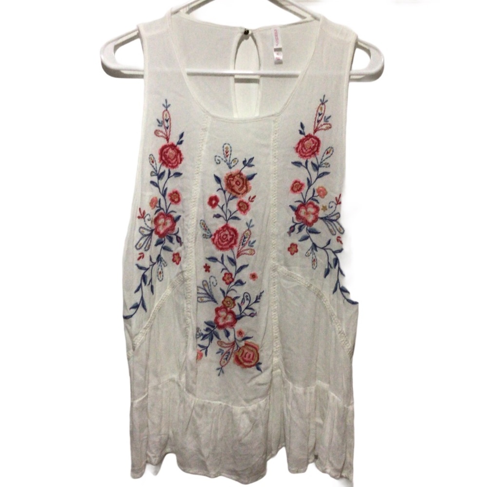 Xhilaration White Tank Top with Floral Embroidery